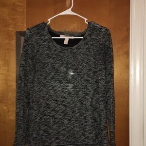 Lovely gray/black sweater